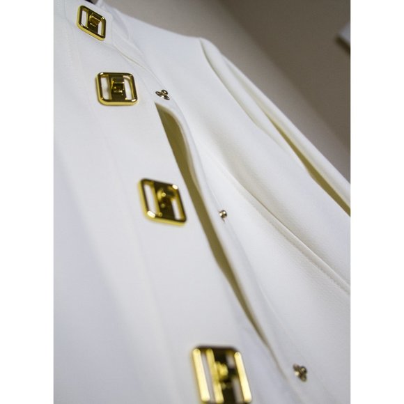 TAHARI ARTHUR S. LEVINE PETITE WHITE JACKET - Picture 3 of 12